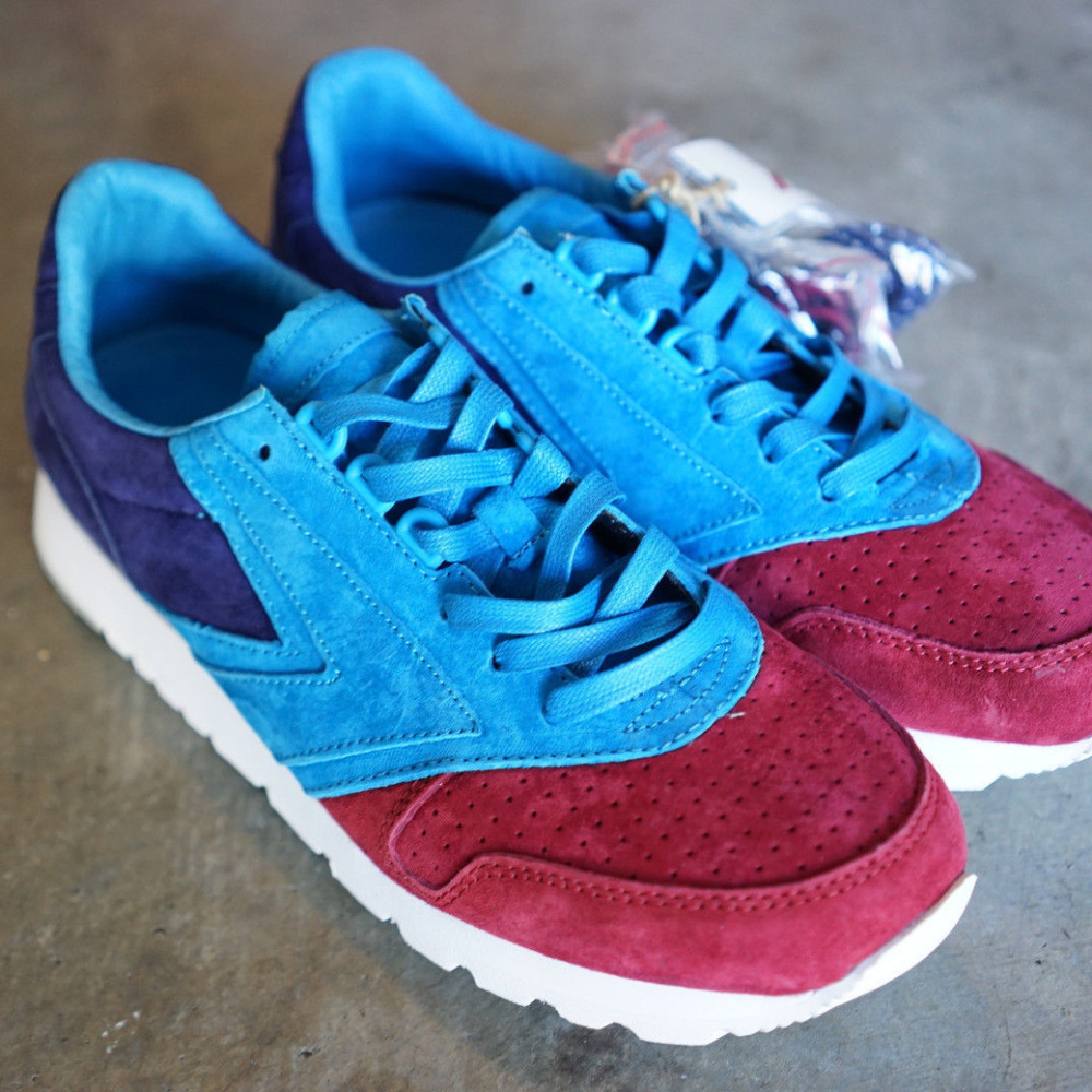 Brooks Chariot Concepts Merlot Size 9